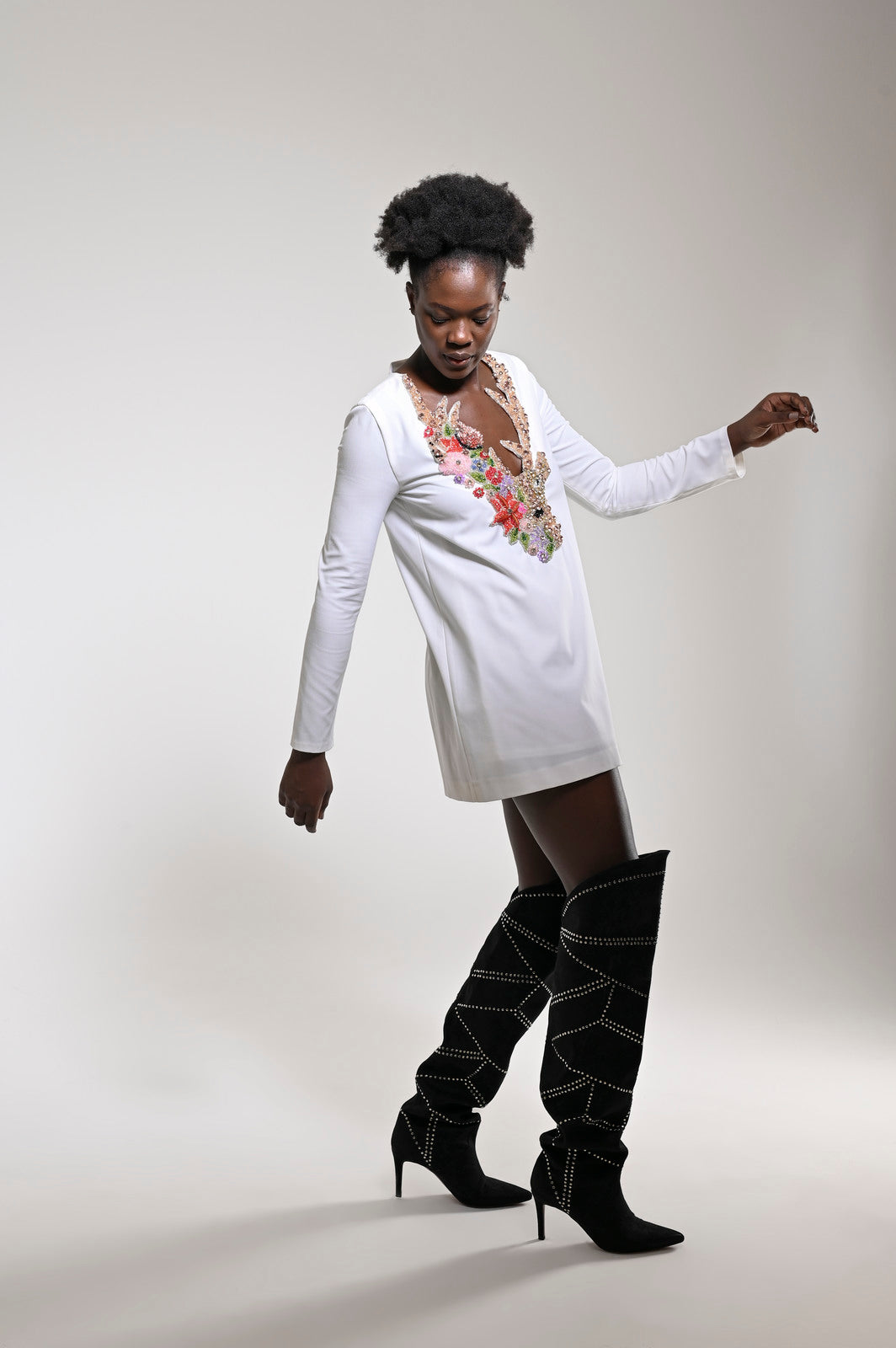 Bright Decollete White - pleasureofsilk